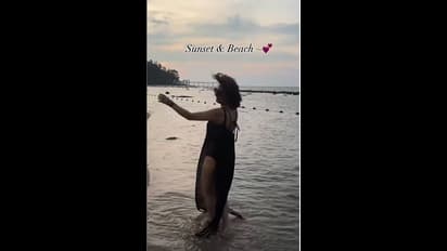 ಬೀಚ್‌ನಲ್ಲಿ ಕುಣಿದು ಕುಪ್ಪಳಿಸಿದ ಸ್ಟಾರ್ ನಟಿ; ಮೈ ಕೈ ತೋರಿಸೋ ವಯಸ್ಸು ನಿಮ್ದಲ್ಲ ಎಂದು ಕಾಲೆಳೆದ ನೆಟ್ಟಿಗರು