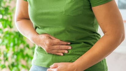 Health Tips: ദഹനക്കേട്‌ അകറ്റാനും കുടലിന്‍റെ ആരോഗ്യം സംരക്ഷിക്കാനും ഡയറ്റില്‍ ഉള്‍പ്പെടുത്തേണ്ട ഭക്ഷണങ്ങള്‍