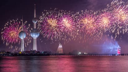 ആഘോഷത്തിലാറാടി കുവൈത്ത്, അന്നം തരുന്ന നാടിന്റെ സന്തോഷത്തിൽ പങ്കുചേർന്ന് പ്രവാസികളും 