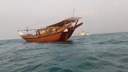 ಮಲ್ಪೆ ದ್ವೀಪದಲ್ಲಿ ಓಮನ್ ಬೋಟ್ ಪತ್ತೆ: ಮೀನುಗಾರರ ಅರೆಸ್ಟ್!