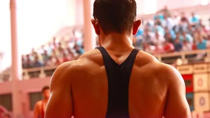 ಭಾರತದಲ್ಲಿ 20 ವರ್ಷದಿಂದ ಸಂಭಾವನೆ ಪಡೆಯದೇ ನಟಿಸುತ್ತಿರುವ ಸೂಪರ್‌ಸ್ಟಾರ್ ನಟ ಯಾರು?