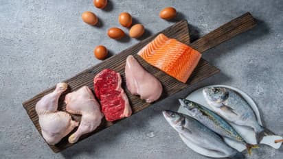 மக்களே உஷார்...இந்த 8 உணவுகளை சூடுபடுத்தினால் விஷமாக மாறிவிடும்