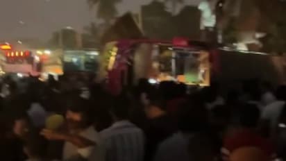 മലപ്പുറത്ത് സ്വകാര്യ ബസ് നിയന്ത്രണം വിട്ട് റോഡിന് കുറുകെ മറിഞ്ഞു; ബസിലുണ്ടായിരുന്ന നിരവധി പേർക്ക് പരുക്കേറ്റു