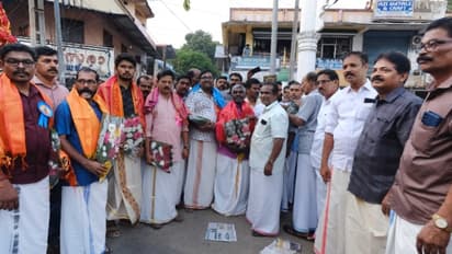 മാന്നാറിൽ ശിവരാത്രി എതിരേൽപ് ഘോഷയാത്രക്ക് പള്ളി കവാടത്തിൽ സ്വീകരണമൊരുക്കി മുസ്ലിം ജമാഅത്ത് കമ്മിറ്റി