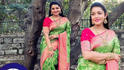 ಹಸಿರು ಸೀರೆಯಲ್ಲಿ ಛಾಯಾ ಸಿಂಗ್… ಯಾರೇ ನೀನು ಸುಂದರ ಚೆಲುವೆ ಎಂದು ಹಾಡು ಹಾಡಿದ ಅಭಿಮಾನಿ