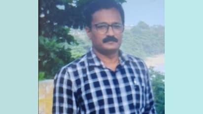 റെയ്ഞ്ച് ഓഫീസർ ക്രൂരമായി മർദിച്ചു, കള്ളക്കേസെടുത്തു; അധ്യാപകന്റെയും മകന്റെയും പരാതിയില് കേസെടുത്ത് പൊലീസ്