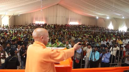 Mahakumbh 2025: "CM appreciated our hard work and honored us by sharing a meal," say sanitation workers