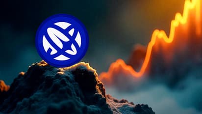 Bitcoin Mega Whales Dumped $2.3 Billion- Best Cryptos to Buy Now: Aureal One, DexBoss, yPredict