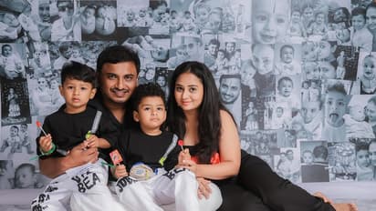 ಅಮೂಲ್ಯ ಅವಳಿ ಮಕ್ಕಳಿಗೆ 3ನೇ ಹುಟ್ಟು ಹಬ್ಬದ ಸಂಭ್ರಮ... ಮುದ್ದಾದ ಫ್ಯಾಮಿಲಿ ಫೋಟೊ ನೋಡಿ