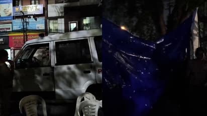 പുലർച്ചെ ഉറങ്ങികിടന്ന ആശമാരെ എഴുന്നേൽപ്പിച്ച് പൊലീസ്, മഴ നനയാതിരിക്കാൻ കെട്ടിയ ടാർപോളിൻ ഷീറ്റ് അഴിപ്പിച്ചു