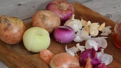 how onion garlic peels reuse ideas at home