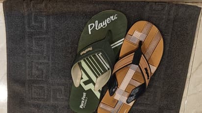 মুম্বইয়ের হোটেলে চপ্পল চুরি রুখতে অভিনব কৌশল, ভাইরাল ছবি ঘিরে মাতোয়ারা সোশ্যাল মিডিয়া