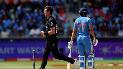 ചാമ്പ്യൻസ് ട്രോഫി ചരിത്രത്തില്‍ ഇന്ത്യക്കെതിരെ ആദ്യം, അപൂർവ റെക്കോര്‍ഡ് സ്വന്തമാക്കി കിവീസ് പേസര്‍