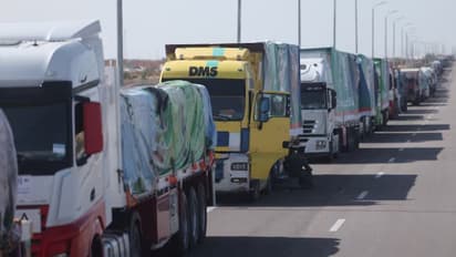 റമദാൻ മാസത്തിൽ ഇസ്രായേലിന്റെ ക്രൂരത, ഗാസയിലേക്കുള്ള സഹായവിതരണം തടയുന്നു, ട്രക്കുകൾക്ക് വിലക്ക്