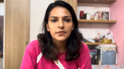 'കുട്ടിയെ കാണിക്കില്ലെന്ന് പറഞ്ഞിട്ടില്ല', വ്യാജ വാർത്തകൾക്കെതിരെ രൂക്ഷമായി പ്രതികരിച്ച് പാർവതി വിജയ്