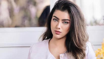 Actress and Entrepreneur Ishita Gupta Embraces a New Artistic Identity as ISDEIVSA