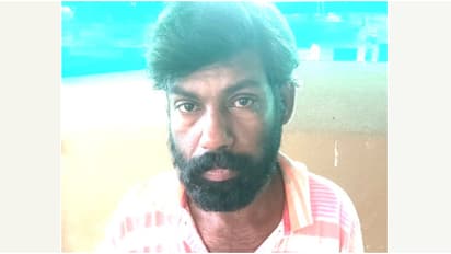 കായംകുളത്തെ പെട്രോൾ പമ്പിൽ നിന്നും 50000 രൂപ കവർന്നു, പുതിയ ഫോണും വസ്ത്രങ്ങളും വാങ്ങി; യുവാവ് പിടിയിൽ 