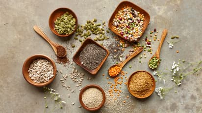 ഡയറ്റില് ഉള്പ്പെടുത്തേണ്ട എട്ട് ആരോഗ്യകരമായ വിത്തുകൾ