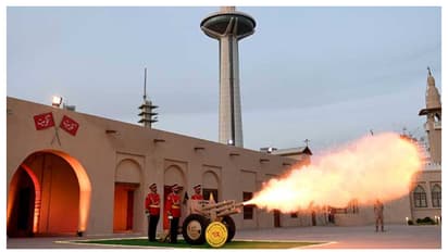 മുടക്കമില്ലാതെ മുഴങ്ങുന്ന വെടിയൊച്ചകൾ; കുവൈത്ത് ഇന്നും തുടരുന്ന പാരമ്പര്യം, ഇഫ്താർ പീരങ്കിയുടെ ചരിത്രമിതാണ്