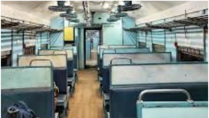 കൊടുംചതി! മെമു ടോയ്‍ലറ്റിൽ യുവതിയുടെ നമ്പറാരോ എഴുതിയിട്ടു, പകലും രാത്രിയുമെല്ലാം അശ്ലീല വർത്തമാനവുമായി കോളുകൾ