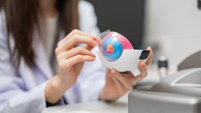 Health Tips: ആർക്കൊക്കെ ഗ്ലോക്കോമ വരാം? തിരിച്ചറിയേണ്ട ഗ്ലോക്കോമയുടെ പ്രാരംഭ ലക്ഷണങ്ങൾ