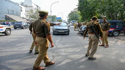 UP constable blames wife's 'blood-drinking' dreams for tardiness in hilarious reply to disciplinary notice