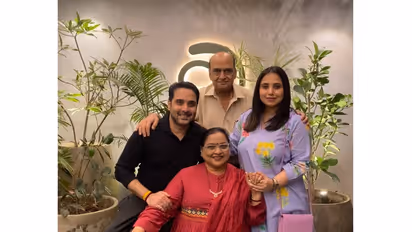 நடிகையுடன் காதல் கிசுகிசு; தருண் பர்சனல் மற்றும் திரையுலக தோல்விக்கு காரணம் ரோஜாவா? 