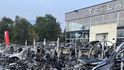 ടെസ്ല ഷോറൂമിൽ വീണ്ടും തീപിടിത്തം, കാറുകൾ കത്തിനശിച്ചു, ഗൂഡാലോചനയെന്ന് റിപ്പോർട്ട്
