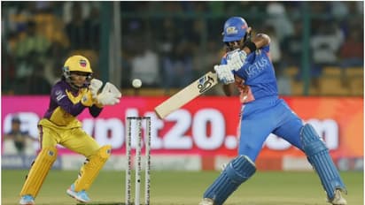 വാരിയേഴ്സിനെ ചുരുട്ടിക്കെട്ടി മുംബൈ ഇന്ത്യൻസ്, ഹെയ്ലി മാത്യൂസും അമേലിയയും തിളങ്ങി