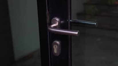 சென்னையில் ஐடி ஊழியர் வீட்டில்! ஐந்து பெண்கள் செய்த கேவலமான வேலை! சிக்கியது எப்படி? பரபரப்பு தகவல்!