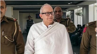 അഗസ്റ്റ വെസ്റ്റ്‌ലാൻഡ് കേസിൽ ക്രിസ്റ്റ്യൻ മിഷേല്‍ ജെയിംസിന് പാസ്പോര്‍ട്ടിന് അപേക്ഷിക്കാം, അനുമതി 