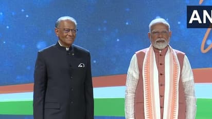 Mauritius bestows PM Modi with highest honor, first Indian to receive it (WATCH)