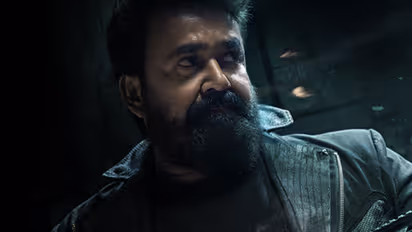 ടിക്കറ്റുകള്‍ വിറ്റുതീരുന്നു, എമ്പുരാൻ ഫാൻസ് ഷോകള്‍ നാടെങ്ങും, വൻ ആവേശത്തില്‍ ആരാധകര്‍