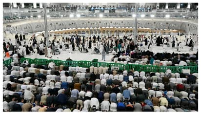 ഭാഷയറിയാതെ വിഷമിക്കണ്ട, മക്ക ഹറമിൽ ഇന്ത്യൻ ഭാഷകൾ കൈകാര്യം ചെയ്യുന്ന ഉദ്യോ​ഗസ്ഥരും 