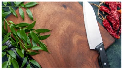 നിങ്ങൾ ഇങ്ങനെയാണോ കത്തി വൃത്തിയാക്കുന്നത്? എങ്കിൽ ഇത് അറിഞ്ഞിരിക്കണം