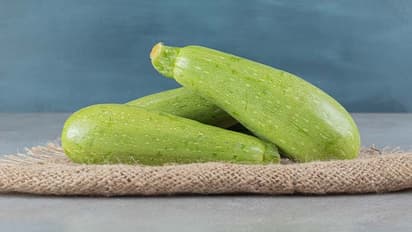 Healthy Diet: 9 reasons to include bottle gourd in daily diet; hydration to detoxification