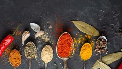 Health guide: Ginger to turmeric; 5 kitchen spices for effective weight loss 