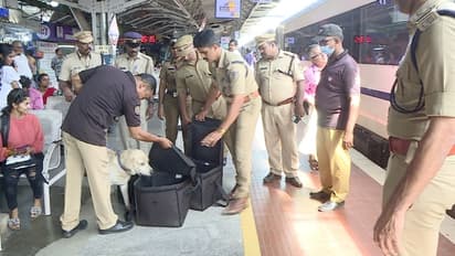 റെയിൽവെ സ്റ്റേഷനുകളിലും ട്രെയിനുകളിലും നിരീക്ഷണം ശക്തമാക്കി; യാത്രക്കാരുടെ ബാഗുകളും പാർസലുമെല്ലാം പരിശോധിക്കും