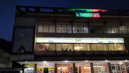 ಬಾಲಿವುಡ್ ಓಲ್ಡ್ ಸಿನಿಮಾಗಳು ಮತ್ತೆ ತೆರೆಗೆ ಬರುತ್ತಿವೆ, ಸೂಪರ್ ಹಿಟ್ ಆಗ್ತಿವೆ! ಕಾರಣವೇನು..?!