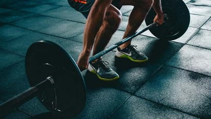 Fitness Guide: Ideal duration to workout at the gym; Risks of overtime exercise