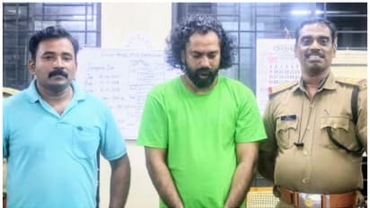 ബൈക്കിൽ എത്തുന്ന തമ്മനത്തെ റോണി; സ്പെഷ്യൽ ഡ്രൈവിനെ കുറിച്ചറിയാതെ 'പണിക്കിറങ്ങി', കുടുങ്ങി; പിടിച്ചത് എംഡിഎംഎ