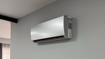 എസി റിപ്പയർ ചെയ്യാൻ 5000 അഡ്വാൻസ് വാങ്ങി, പക്ഷെ ഒന്നും ചെയ്തില്ല; സർവീസ് സെന്ററിന് പിഴ ഒന്നും രണ്ടുമല്ല 30000