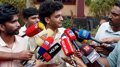 'ഞങ്ങളെന്തിന് ഒളിവിൽ പോവണം, ഭക്ഷണം കഴിക്കാൻ പോയതാണ്'; എസ്എഫ്ഐ ആരോപണം തള്ളി ആദിലും ആനന്തുവും