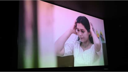 തെരുവിലേക്ക് വലിച്ചിഴയ്‌ക്കപ്പെട്ട സ്ത്രീ ജീവിതങ്ങളുടെ കഥ പറയുന്ന  ‘ഡ്രീം ലാൻഡ്’, പ്രേക്ഷകരിലേക്കെത്തുന്നു