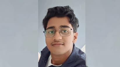 ലോറിക്ക് പിന്നിൽ ബൈക്കിടിച്ച് ഒന്നര വര്ഷത്തോളം ചികിത്സയിലായിരുന്ന യുവാവ് മരിച്ചു