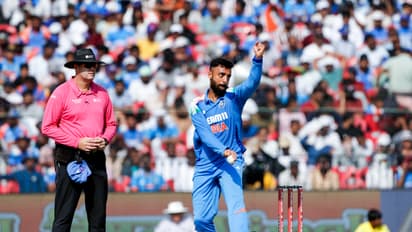 இந்தியா திரும்பி வந்திடாதே என மிரட்டினார்கள்! வருண் சக்கரவர்த்தி அதிர்ச்சி தகவல்! 