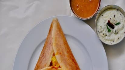 காஞ்சிபுரம் கோவில் ஸ்பெஷல் தோசை அதே பாரம்பரிய முறையில் 