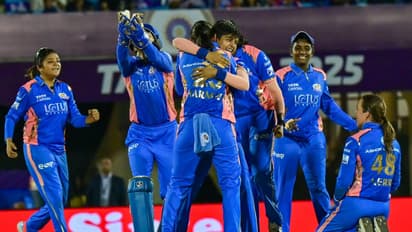 വനിതാ പ്രീമിയര് ലീഗ് മുംബൈ ഇന്ത്യന്സിന്; തുടര്ച്ചയായ മൂന്നാം ഫൈനലിലും ഡല്ഹി കാപിറ്റല്സിന് തോല്വി