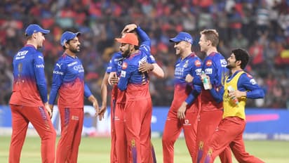 ആര്‍സിബിയില്‍ താരങ്ങള്‍ തമ്മില്‍ സൗഹൃദമില്ല, ചെന്നൈയുമായുള്ള പ്രധാന വ്യത്യാസം തുറന്നു പറഞ്ഞ് മുന്‍ താരം