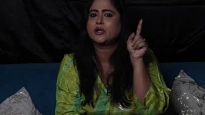 స్టార్ యాంకర్ కొంపముంచిన `బిగ్ బాస్` షో.. డిప్రెషన్లోకి వెళ్లానంటూ కన్నీళ్లు పెట్టుకుంటూ వీడియో